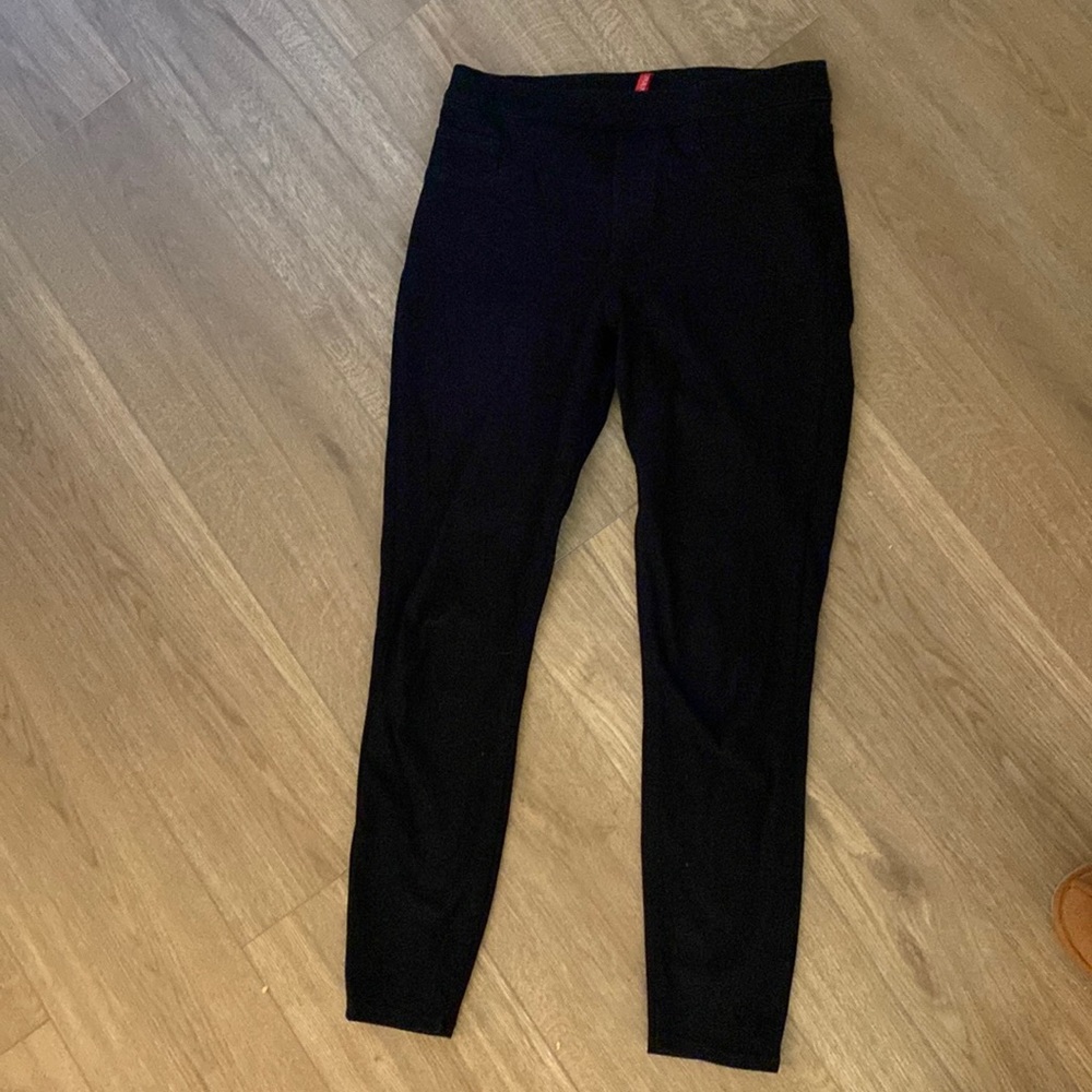 Black Spanx Jeanish Ankle leggings size medium